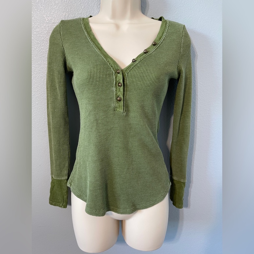 Pilcro Green Waffle Knit Henley Top Long Sleeve Boho Cottagecore Minimalist XXS